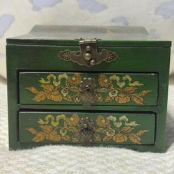 Vintage Oriental Jewelry Box 