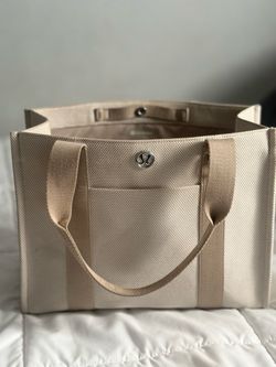 Lululemon Everyday Tote Bag – Neutral Beige