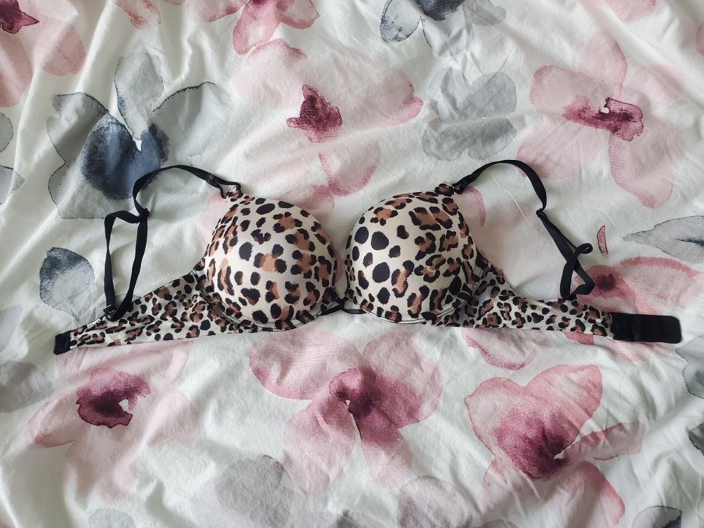 Victoria's Secret Double Push Up Bra