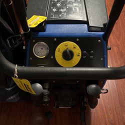 Windsor Treadway Escalator Cleaner