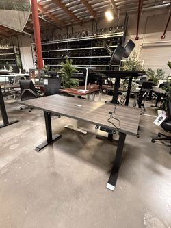 HEIGHT ADJUSTABLE DESK SALE!
