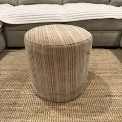 Vintage Ottoman Foot Stool Chair by ALMA HOME Decor - Genuine Leather - Made In England - Very Rare High Quality Furnishing