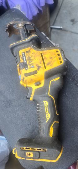 ATOMIC 20V MAX Cordless Brushless Compact Reciprocating Saw (Tool Only)