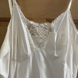 Vintage Pretty White Slip