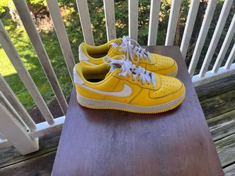 Customs Air Force size 10 fit like (10.5)