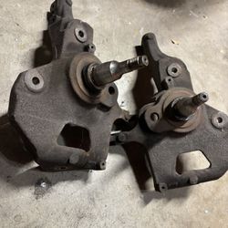 1996 Thru 2006 ford ranger spindle - knuckle