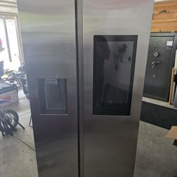 Refrigerator 