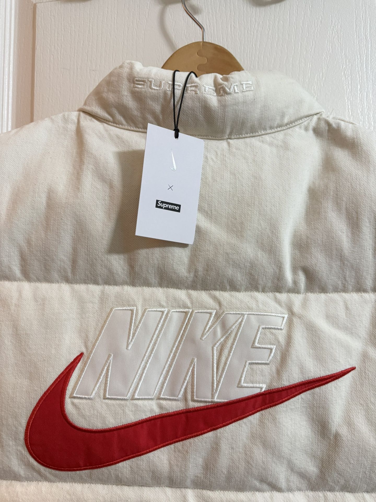 Nike x Supreme Denim Puffer Vest Medium New 