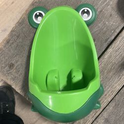 Small Toddler Urinal (see Pictures For Size)