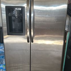 Refrigerator General Electric