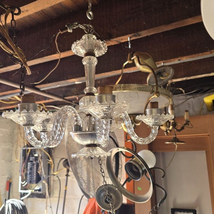 Antique light fixtures chandeliers