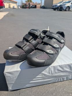 Brand New Venzo Cycling Shoes