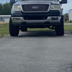 Looking To Trade Or Sell Looking Pickups Or Lifted Trucks