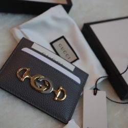 *NEW* Gucci -  Card Case (Grey  With Silver & Gold Hardware Logo)  - pick up in Biltmore area 