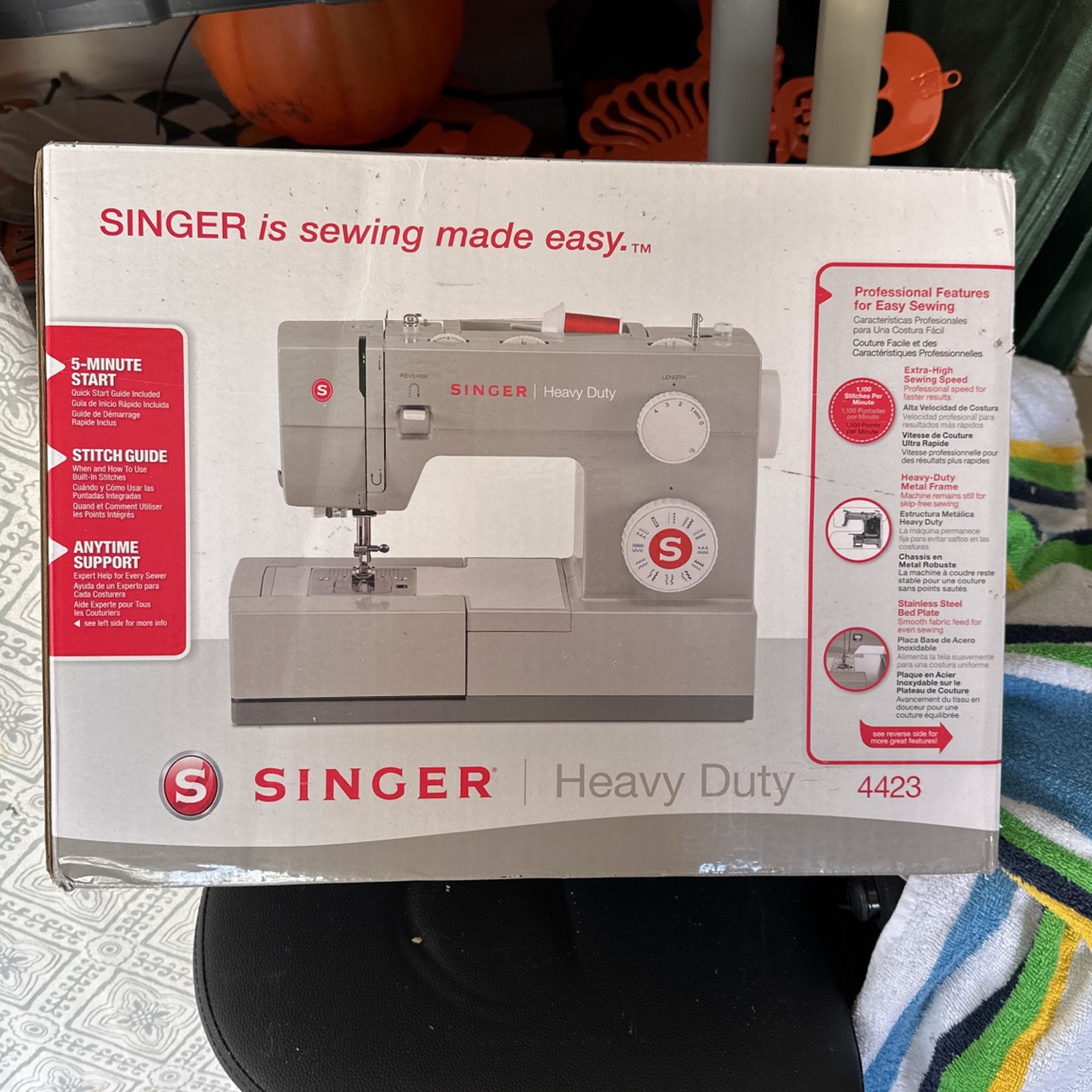 Singer 4423 Sewing Machine 