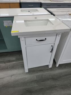 Bathroom Vanity 27"