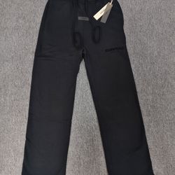 Essential Sweats Black Limo