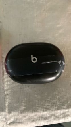 Beats Studio buds