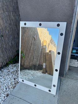 Large DIY Hollywood Vanity Mirror with Light Socket Kit