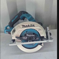 Makita 18V X2 LXT Lithium-Ion (36V) 7-1/4 in. Brushless Cordless Circular Saw Tool-Only,