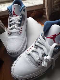 Men’s Jordan 3 True Blue size 8/// brand new in box best price with receipt