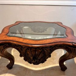 HENREDON FURNITURE INDUSTRIES COFFEE GLASS TABLE