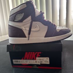 NIKE AIR JORDAN 1 Retro High OG BORDEAUX 