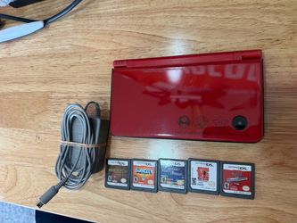 Nintendo DSi XL Super Mario Bros. 25th Anniversary Red Console Charger 5 Games  The Nintendo DSi XL Super Mario Bros 25th Anniversary PAL in Red/Black
