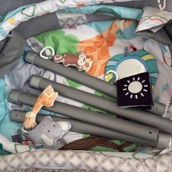 Bassinet And Baby Playmat 