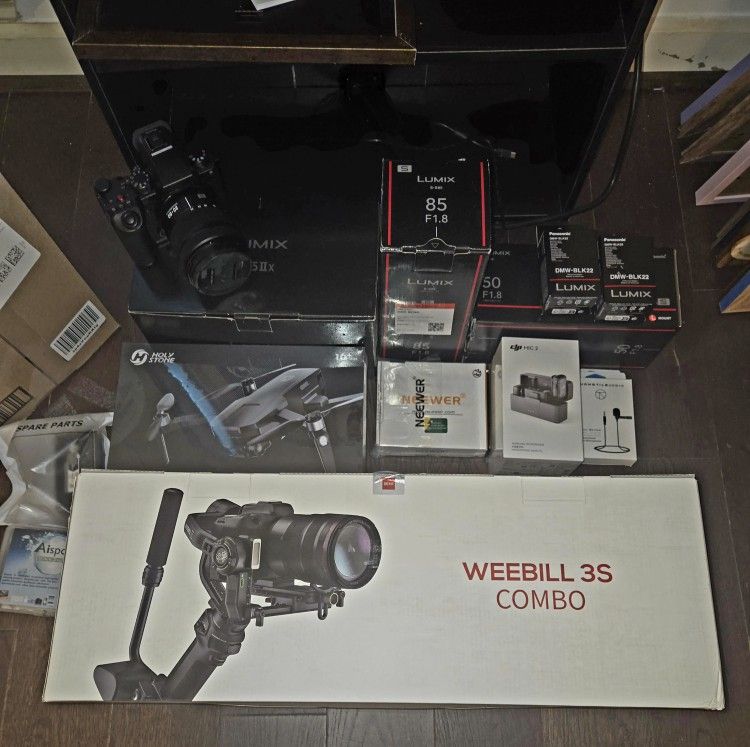 Brand New PANASONIC ULTIMATE CREATORS KIT WITH DRONE