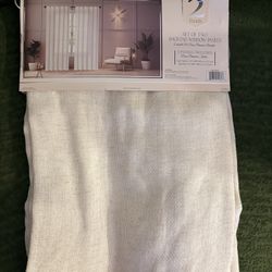 Set Of 2 Linen Window Panels - Like New 