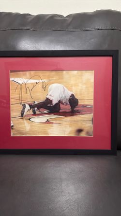 Michael Jordan autographed 8x10 with COA