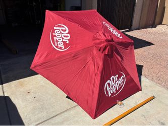 7’ Dr Pepper Umbrella