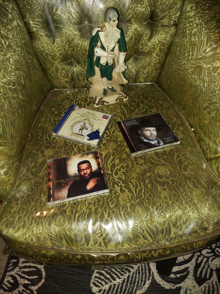  Music COMPACT DISC Variety