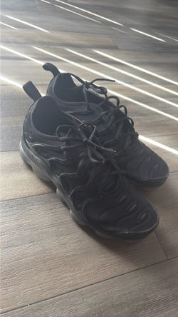 Nike Air VaporMax Plus Triple Black Sneakers