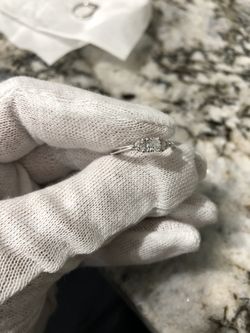 14k White gold diamond promise ring