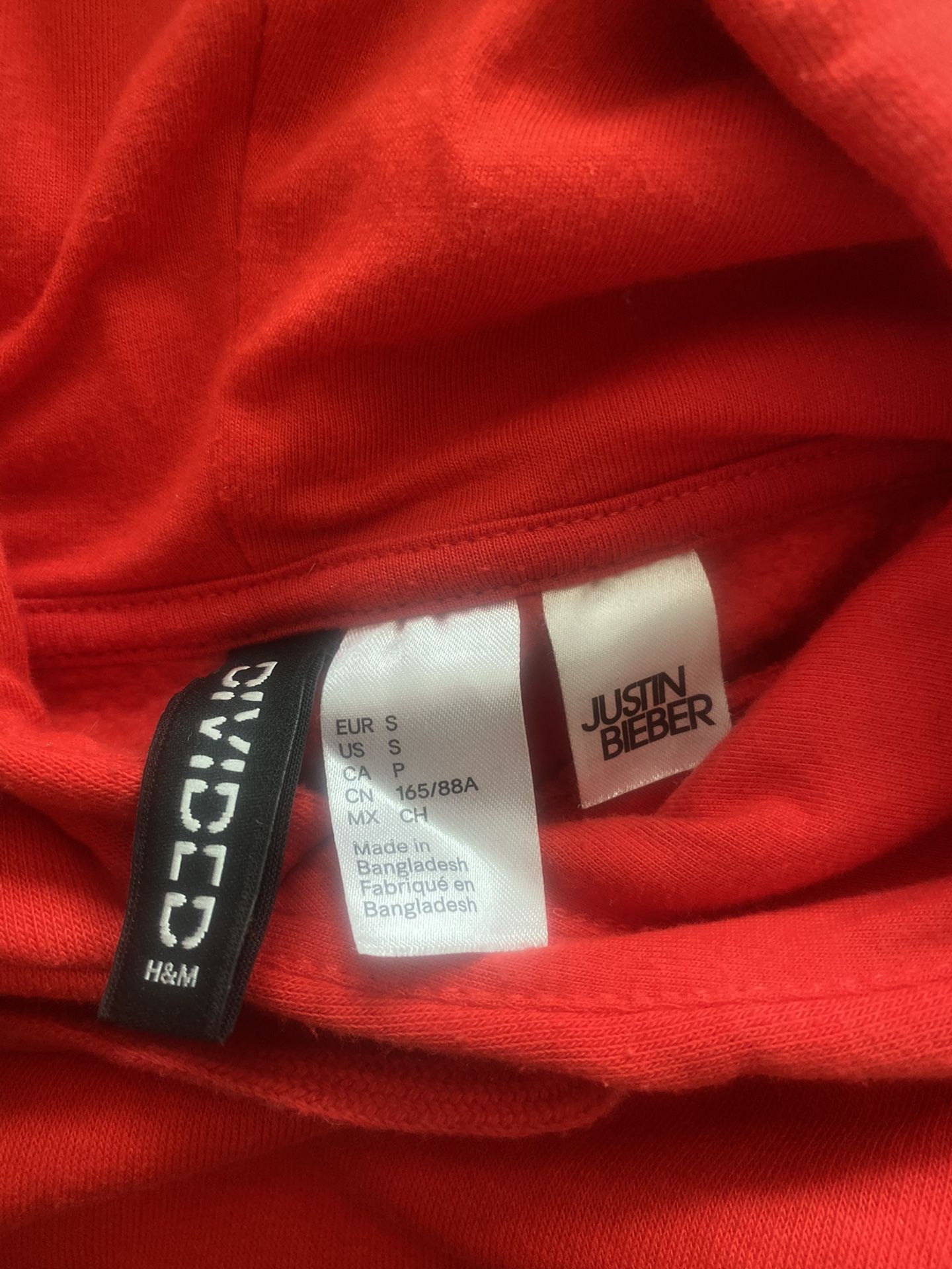 Small Crop Top Justin Bieber Sweater.
