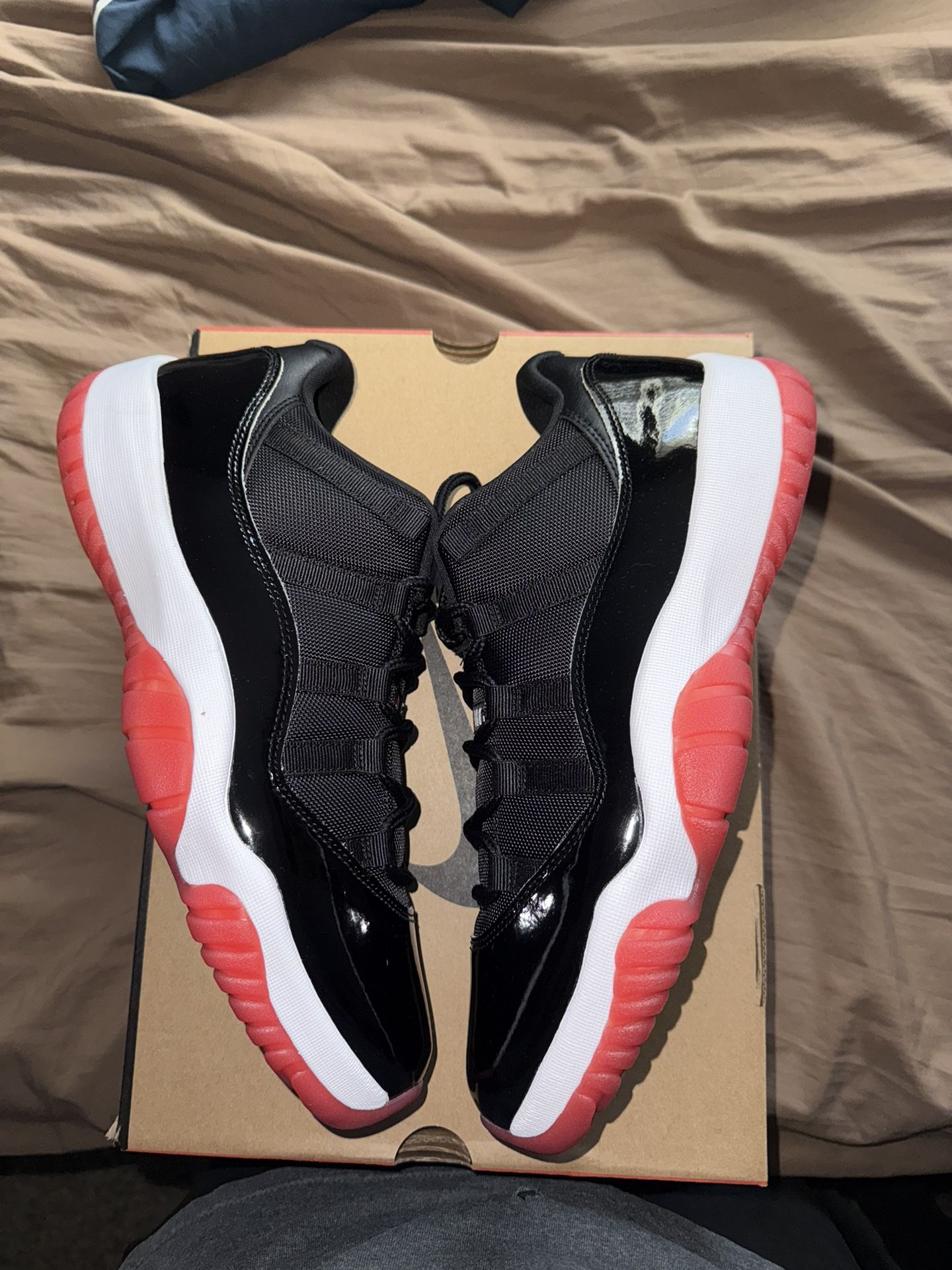Men’s Jordan 11 Low Bred Size 12
