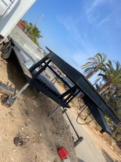 Trailer 8x25 💪🏽 good condition￼