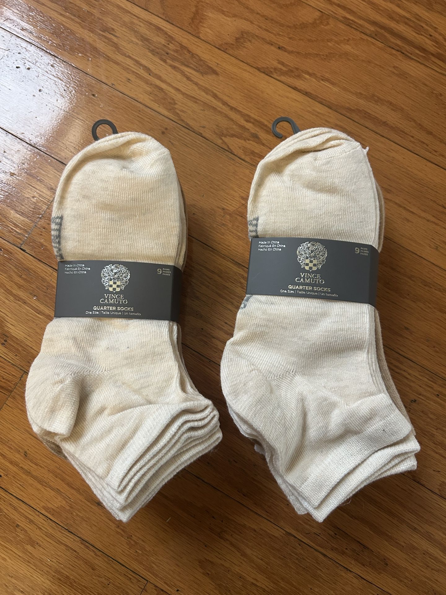 NWT Vince Camuto women quarter socks 18 pairs 