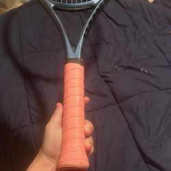 Tennis racket