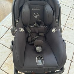 UPPAbaby Mesa V2 Infant Car Seat And Base