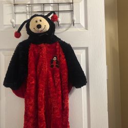 Infant Ladybug Halloween Costume Size 6-12 moms. $10