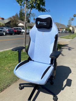 2022 Secretlab Titan Evo Softweave Frost Blue Gaming / Office Chair