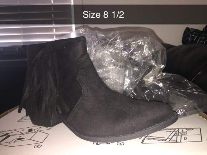 Black women shoes NWT