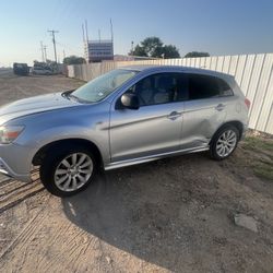 2011 Mitsubishi Outlander - Parts Only #HC3
