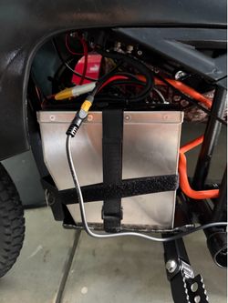 Electron and co 72v 30ah 120a battery.