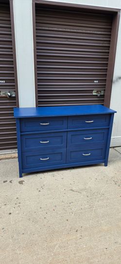 Nice little dresser
