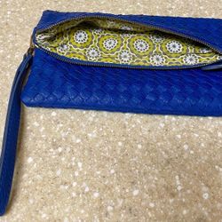 Urban Expression Vegan Clutch