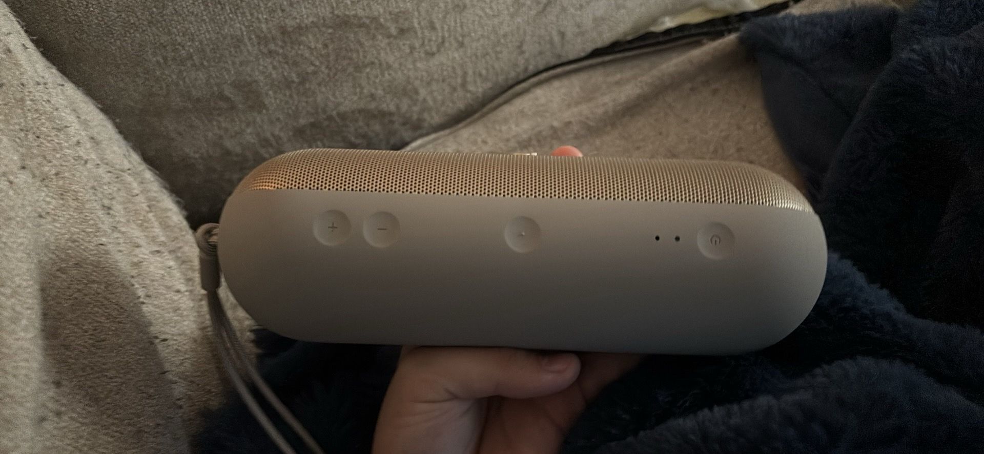 beats pill speaker
